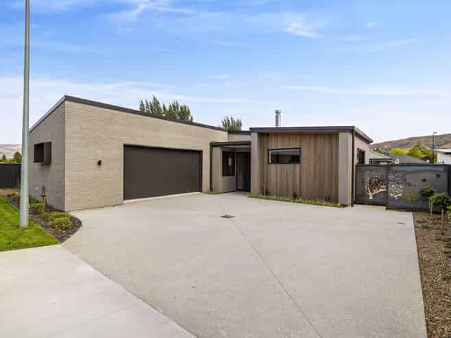 21 Alpha Street, CROMWELL