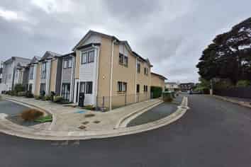 11/4 Wallson Crescent, Wiri