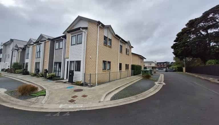 11/4 Wallson Crescent, Wiri