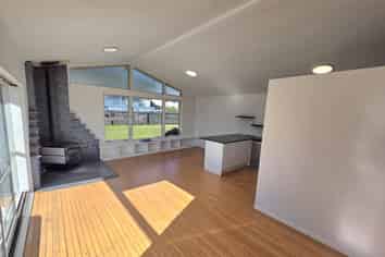 22 Simons Street, Moturoa