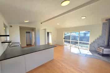 22 Simons Street, Moturoa