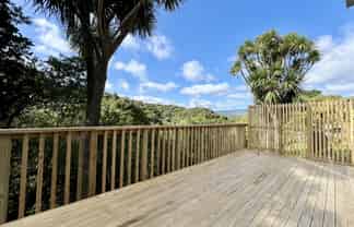 34 Foster Crescent, Belmont