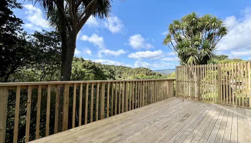 34 Foster Crescent, Belmont