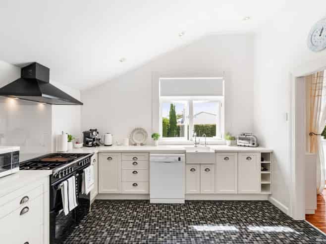 68 Sandspit Road, Waiuku