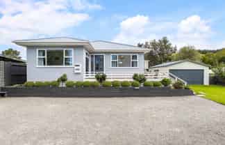  114 Everitt Crescent, Whangamata