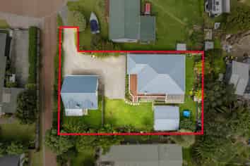  114 Everitt Crescent, Whangamata