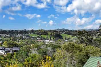 22 Tumanaka Place, Henderson