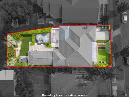 15 Rewa Road, Three Kings