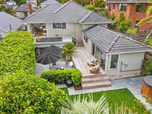 15 Rewa Road, Three Kings