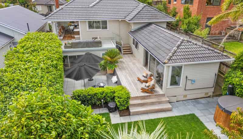 15 Rewa Road, Three Kings