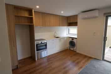 3/43 Churton Crescent, Taita