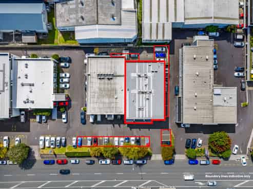 FIRST TIME ON THE MARKET IN 22 YEARS
