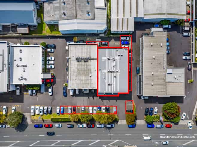 FIRST TIME ON THE MARKET IN 22 YEARS
