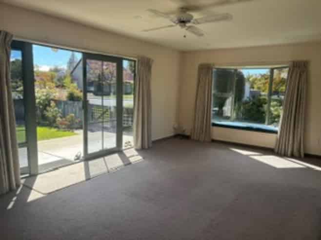 6 Orchard Drive, Alexandra