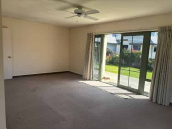 6 Orchard Drive, Alexandra