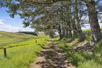 201 St Marys Road, Waipu