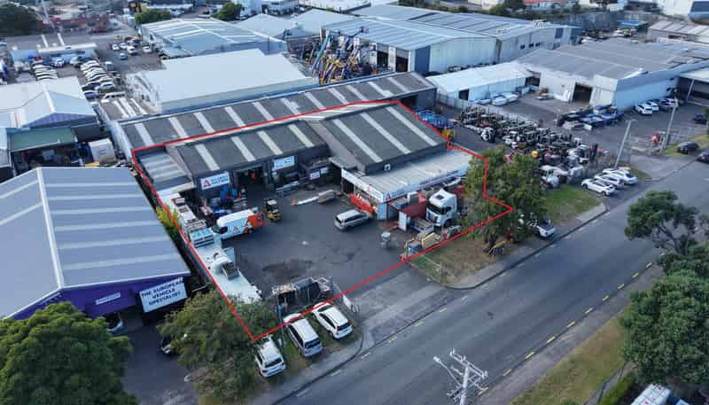 82 Leonard Road, Mount Wellington