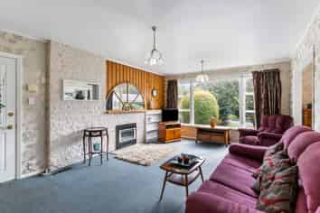 4 Silverbirch Grove, Churton Park