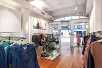 Vendor wants this sold. All offers considered