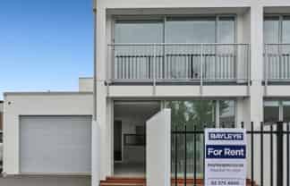 2/553 Madras St, Saint Albans