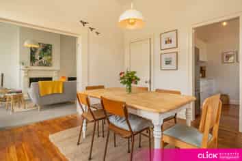 47 Easther Crescent, Kew