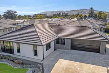 13 Pearl Grove, Ashhurst