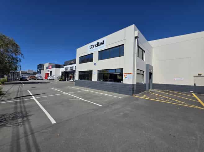 North Facing on the City Fringe