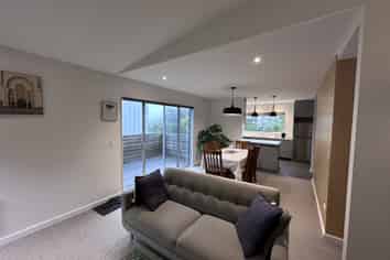 3/38 Makara Road, Karori