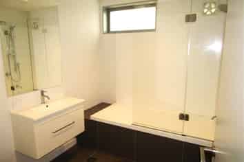 3/38 Makara Road, Karori