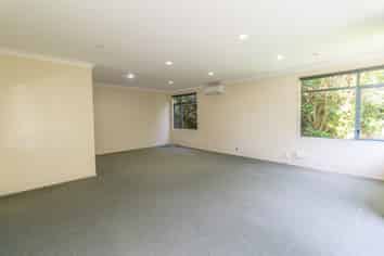 43 Amesbury Drive, Churton Park