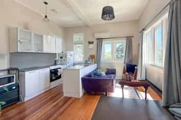 7 Jesmond Terrace, Mount Albert