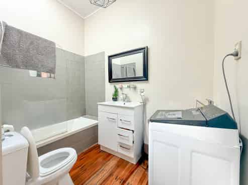 7 Jesmond Terrace, Mount Albert