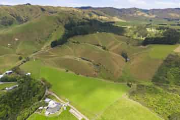 100 Heights Road , Shannon