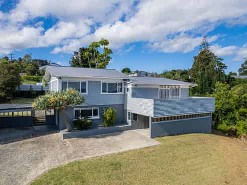44 Memorial Drive, Parahaki