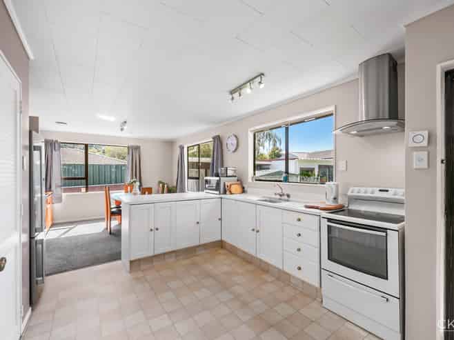 127 Gemstone Drive, Birchville