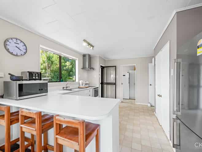 127 Gemstone Drive, Birchville