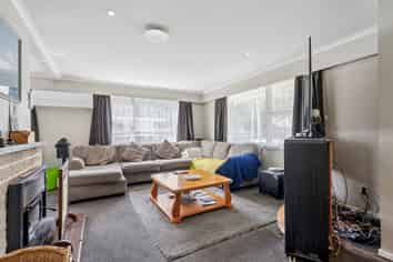 10 George Street, Stokes Valley