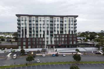 605/770 Great South Road, Manukau