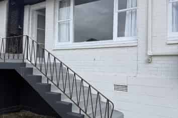 4/63C Owairaka Avenue, Mount Albert