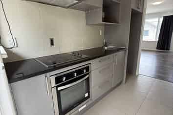 4/63C Owairaka Avenue, Mount Albert