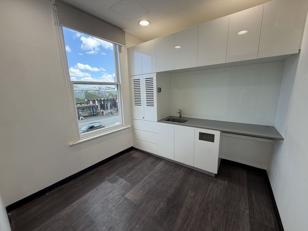 Premium Level One Retail/Office Space - Ansicht 5