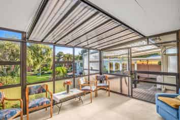 4 Glandwr Crescent, Whanganui East