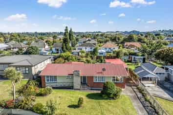 4 Glandwr Crescent, Whanganui East
