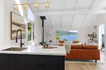 7 Westhill Road, Point Howard