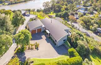 1 Shakespeare Road, Bastia Hill