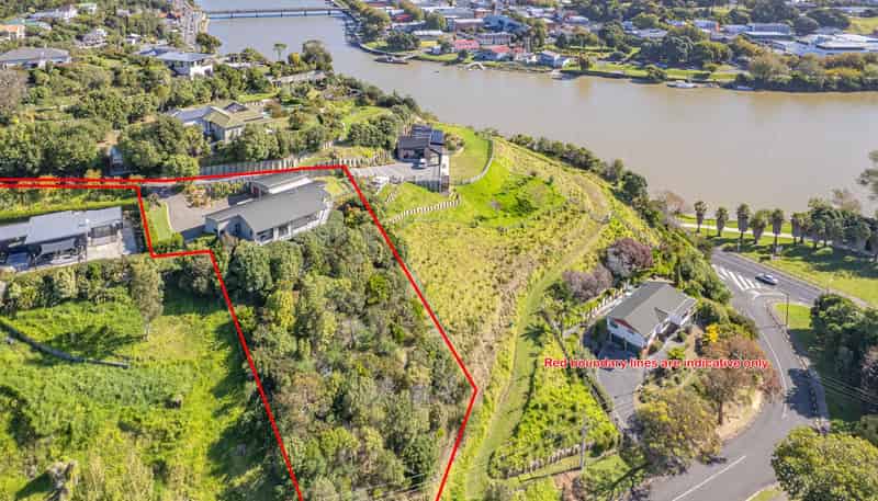 1 Shakespeare Road, Bastia Hill