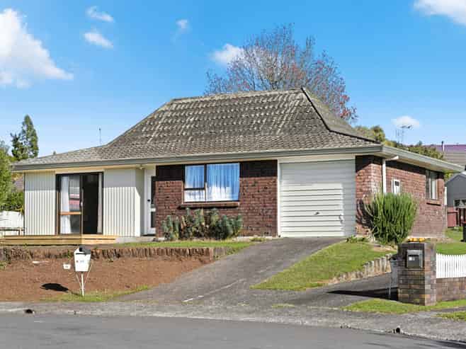 10 Leonard Place, Dinsdale
