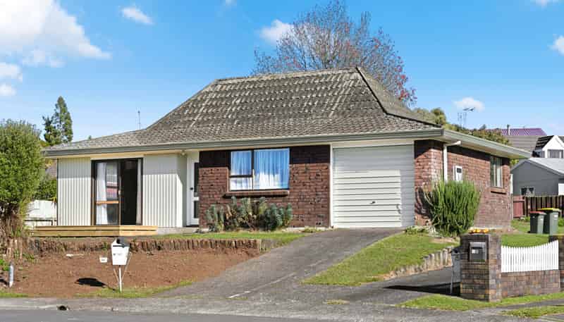 10 Leonard Place, Dinsdale