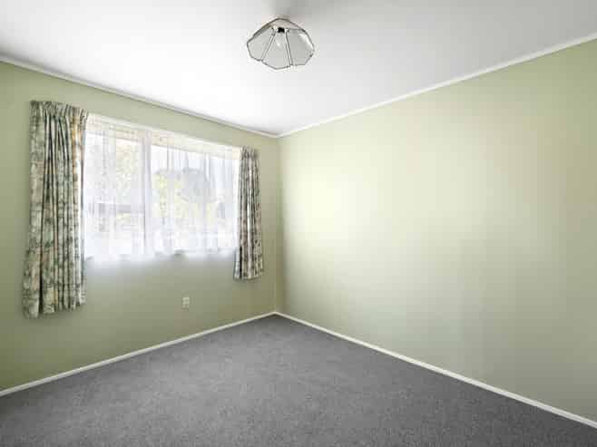 10 Leonard Place, Dinsdale