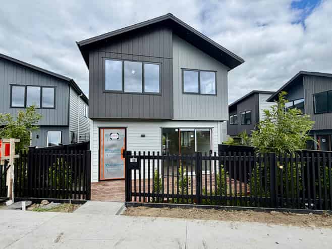 80E Tukutata Crescent, Milldale